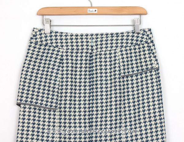 SK-411 กระโปรงทรงเอ ผ้าคอตต้อนญี่ปุ่นพิมพ์ลายชิโนริ แต่งกุ้นระบายด้วยผ้าลายสก๊อต