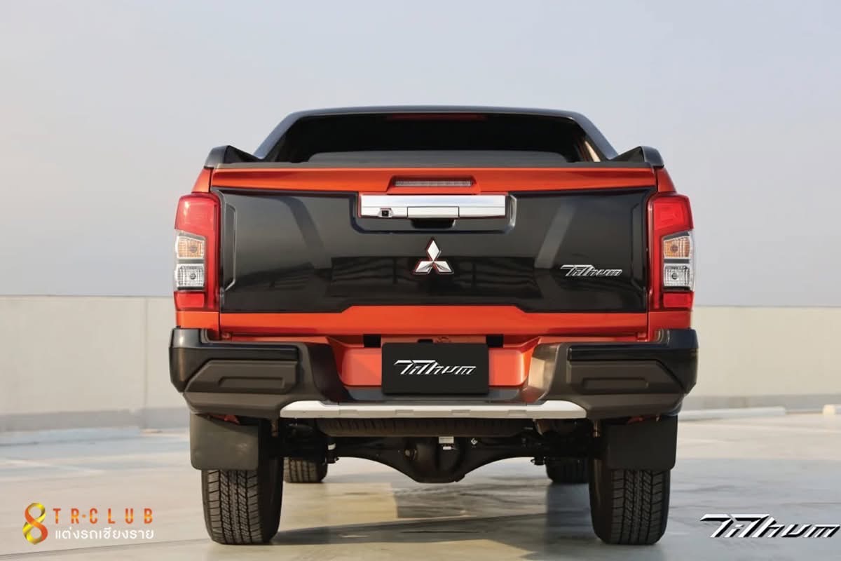 ชุดแต่ง TITHUM TRITON 2023