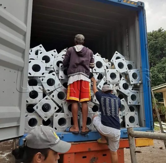 เสาเทเปอร์ตรงสูง 2.40m