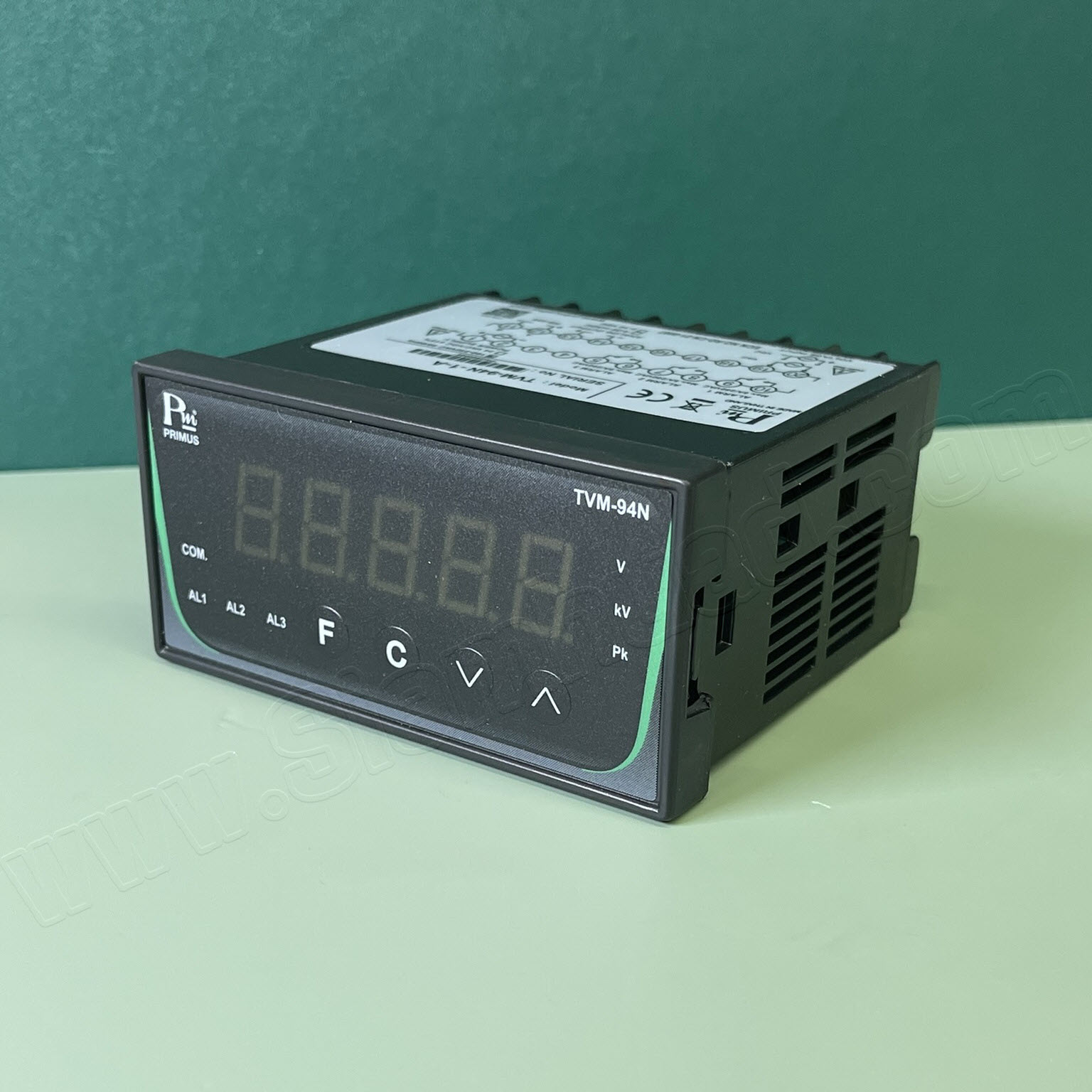 อุปกรณ์วัดและแสดงผลค่าแรงดันไฟฟ้าทั้งระบบ DC และ AC / DIGITAL AC VOLT METER (TRUE RMS) / DIGITAL DC VOLT METER (PRIMUS) TVM-94N-1, TVM-94N-2 // ย่านการวัด 5-500 VAC (DIRECT), 0-500 VDC (DIRECT)