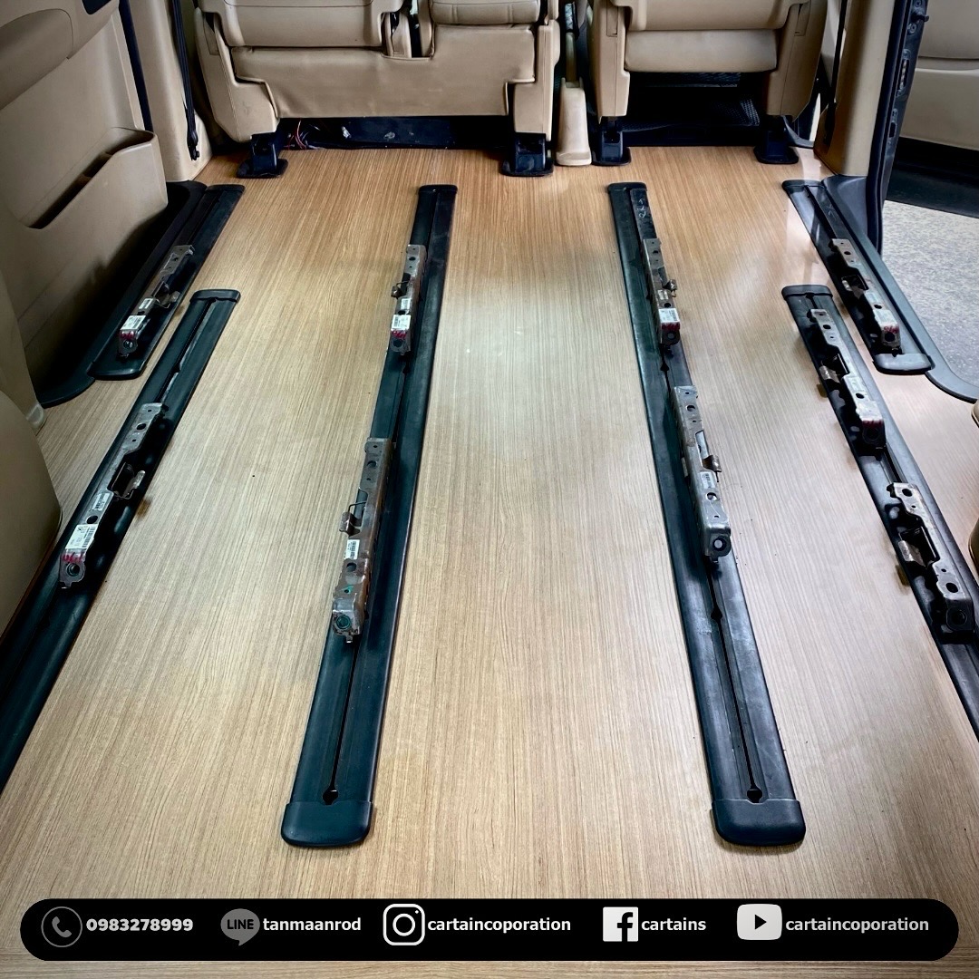 ปูพื้นลามิเนตลายไม้โอ๊ค Hyundai h1