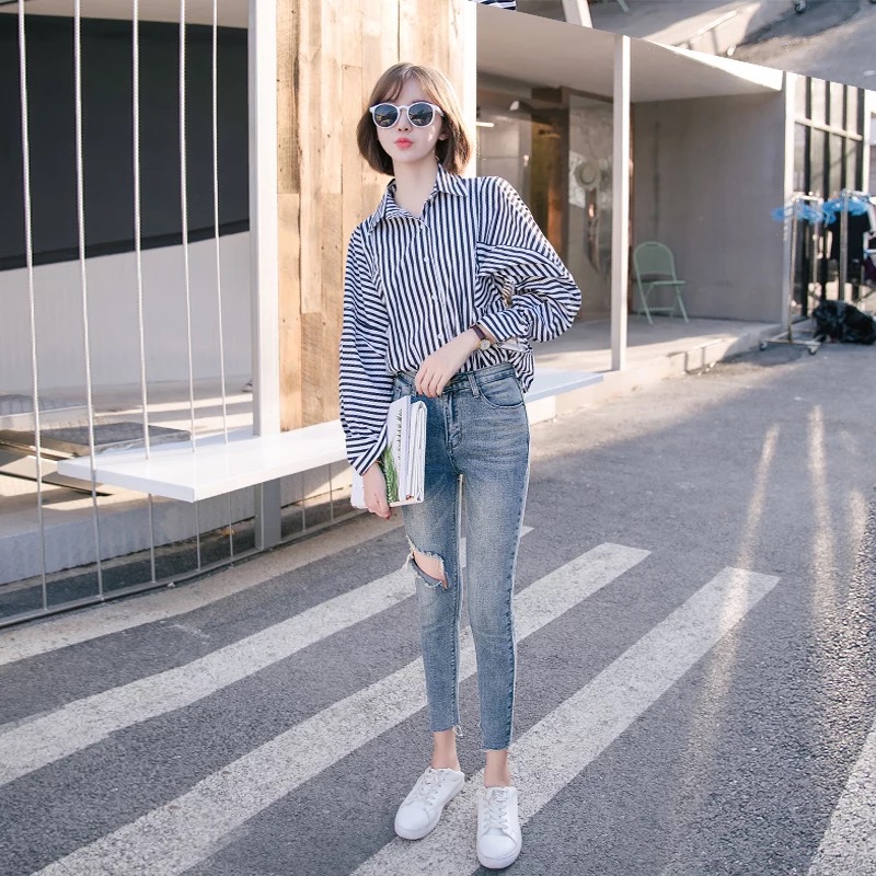 กางเกงยีนส์ สลิมฟิต แต่งขาดช่วงเข่า #80