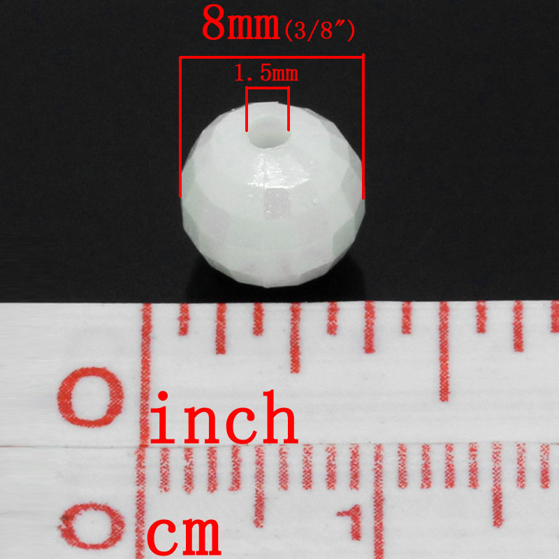 ลูกปัดอะครีลิคเม็ดกลมเหลี่ยมเจียสีขาวออโรล่า ขนาด 8mm รู 1.5mm แพ็ค 300 เม็ด