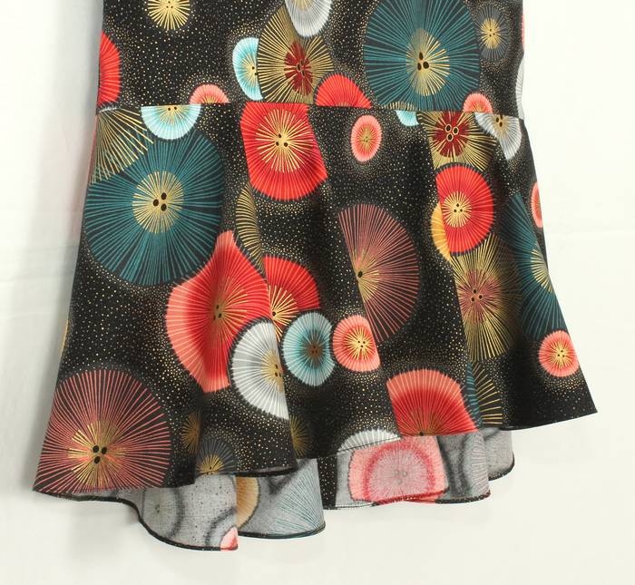 SK-211 กระโปรงแฟชั่น&ทำงาน ทรงย้วย ผ้าคอตตอนญี่ปุ่นพิมพ์ลายวงกลมกราฟฟิคแฟนซี