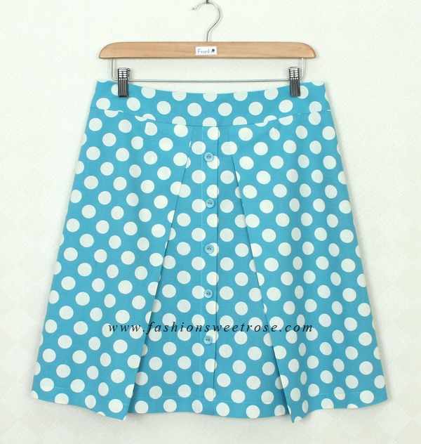 SK-317 กระโปรงแฟชั่น&ทำงาน ทรงบาน ผ้าคอตต้อนลินินญี่ปุ่นพิมพ์ลาย Polka Dot พื้นฟ้าจุดขาว