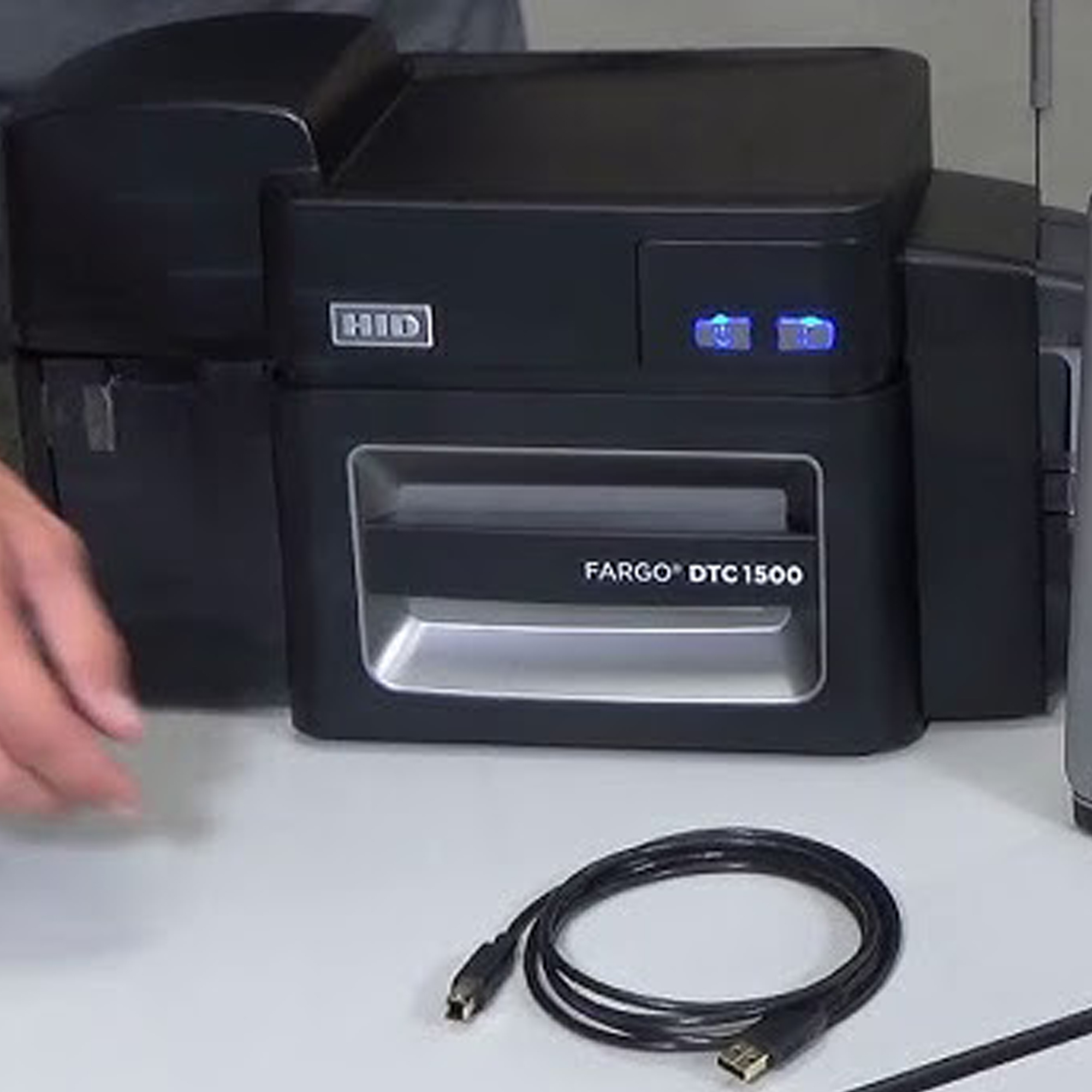 HID Fargo DTC1500 เครื่องพิมพ์บัตรพลาสติก เครื่องพิมพ์บัตรพนักงาน Plastic card PVC printer Dual side พิมพ์สองหน้าอัตโนมัติ