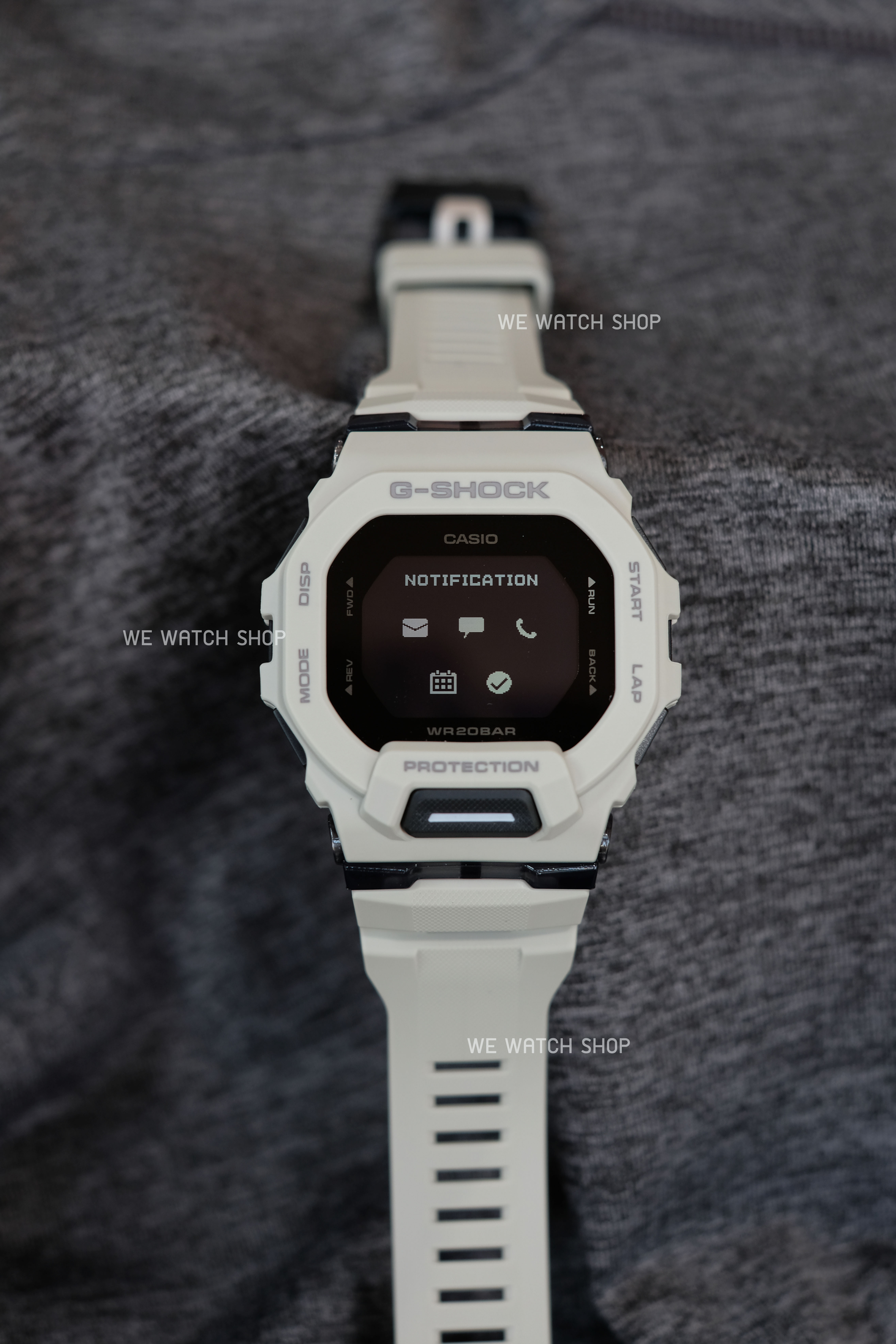 CASIO G-SHOCK รุ่น GBD-200UU-9DR สีหิมะ SNOW COLOUR สินค้าของเเท้ รับประกันศูนย์ CMG