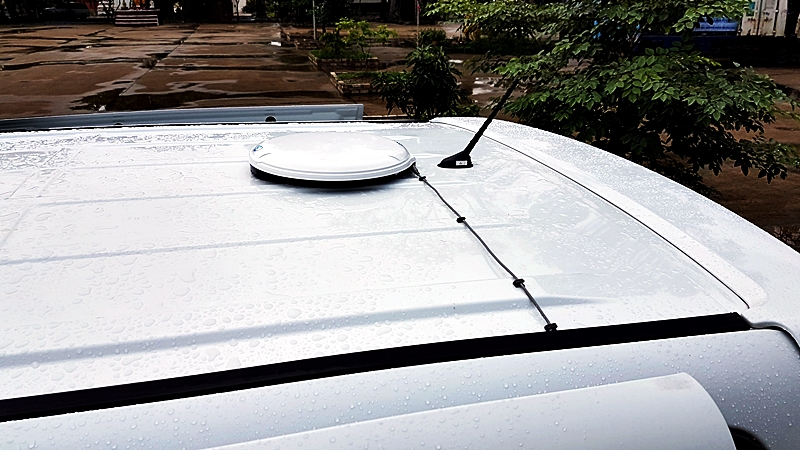 HYUNDAI H-1 STAREX [ ดิจิตอลทีวี Asuka + จานดาวเทียม TRUE HD2 ] { ก 7094 }