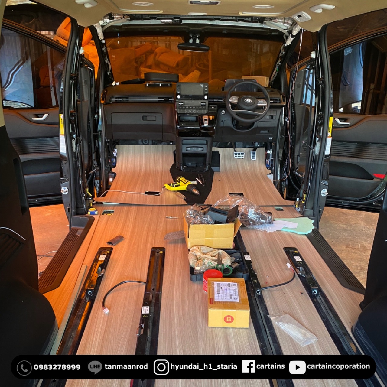 ปูพื้นไม้ลามิเนต ลายไม้แท้ staria