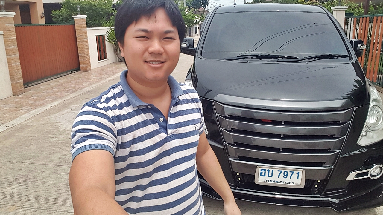 HYUNDAI H-1 DELUXE รถคุณเอกชัยศรีวิชัย [ เบาะ + คอนโซลสูง + เครื่องเสียง + ชุดแต่ง ] - ฮบ7971