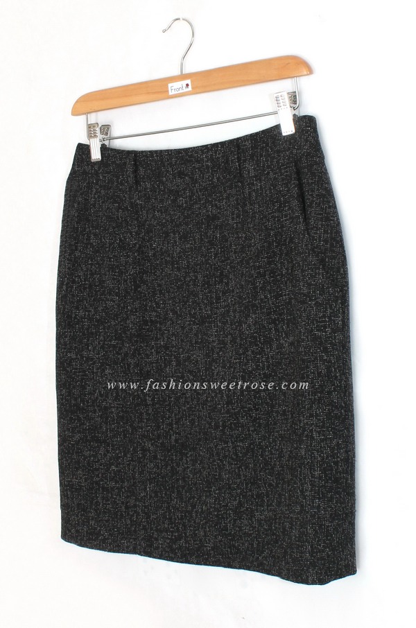 SK-430 กระโปรงแฟชั่น&ทำงาน ทรงสอบ ผ้า CHANEL สีดำ มีกระเป๋าล้วง 2 ข้าง