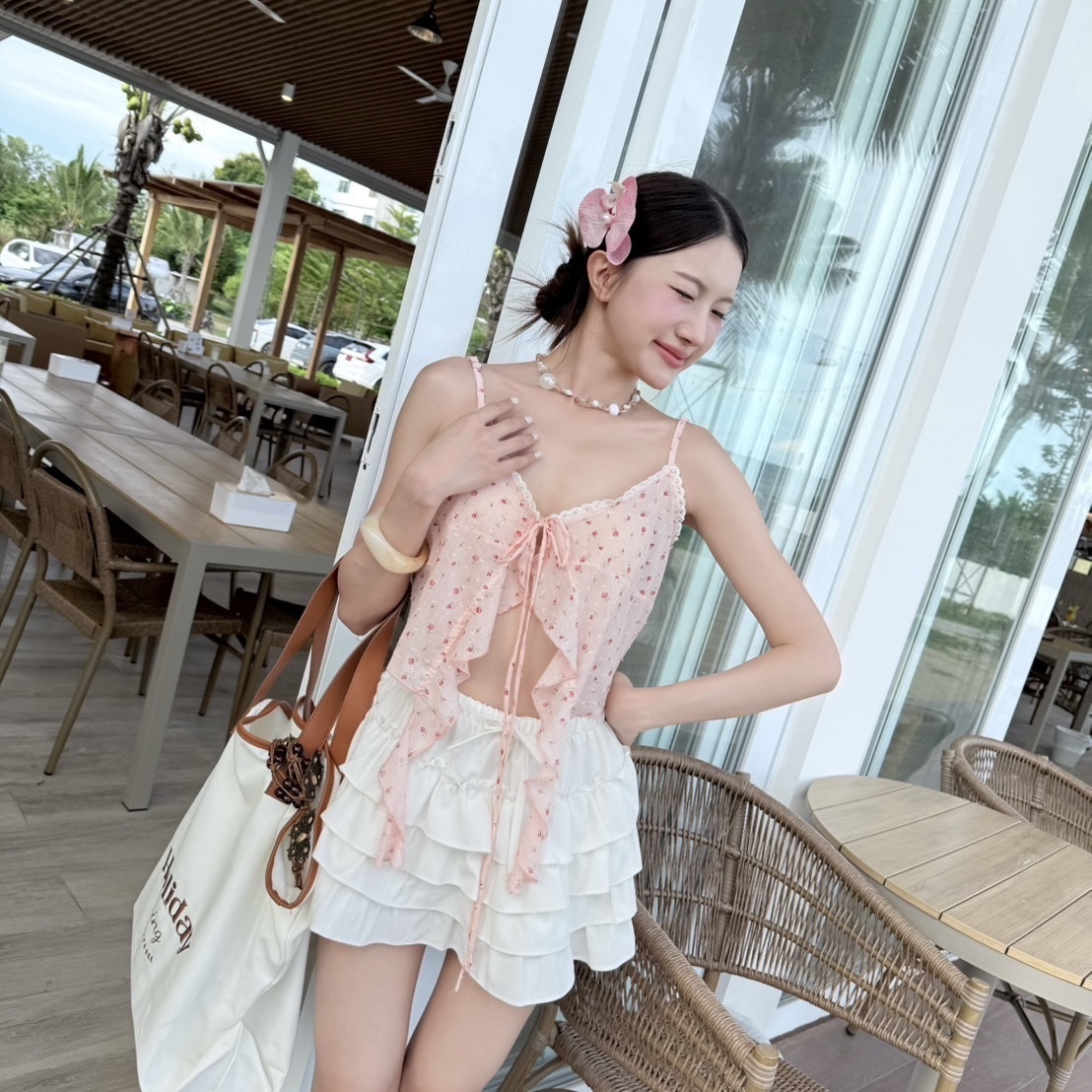 Yuki tank top 💕เสื้อสายเดี่ยวกรุยกราย ผูกโบว์หน้า