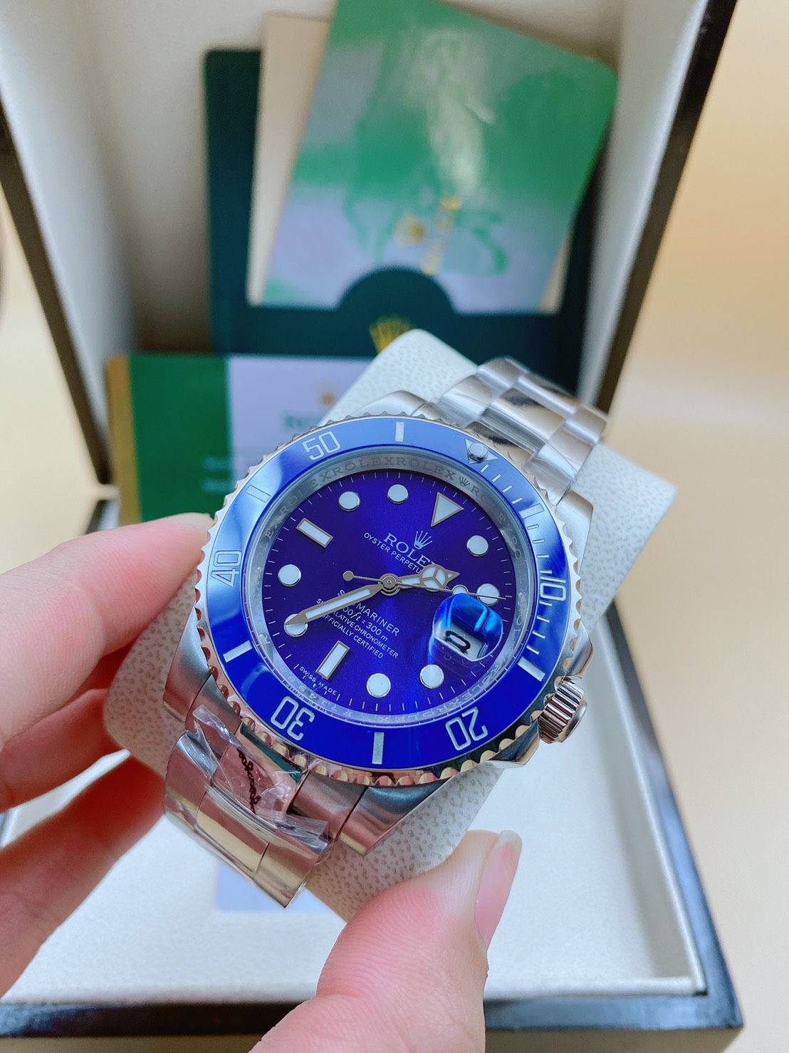 ROLEX SUBMARINER DATE 40MM