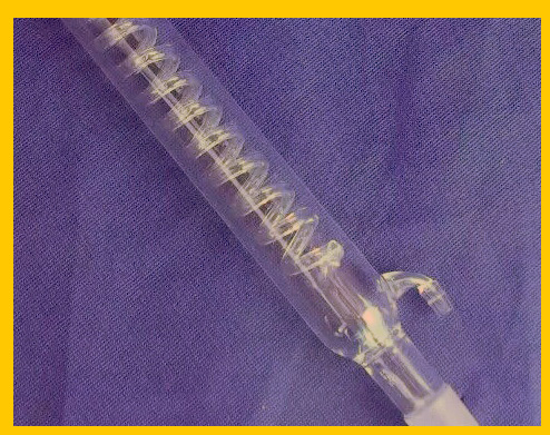 หลอดแก้วคอนเดนเซอร์แบบเกลียว