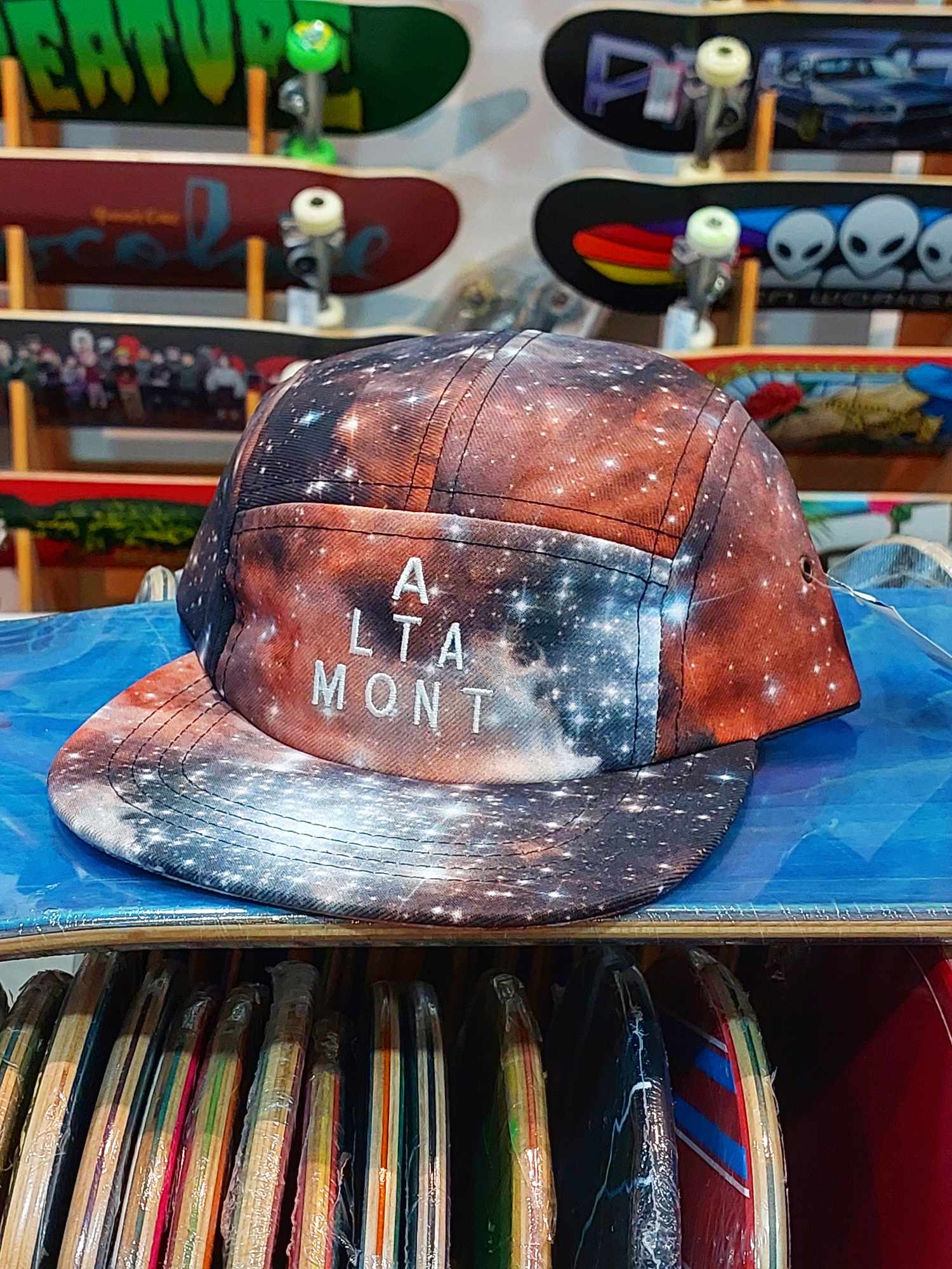 ALTAMONT NEBULA 5-PANEL ASH