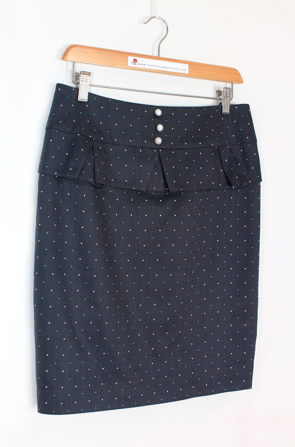 SK-477 กระโปรงทรงสอบ ผ้าคอตต้อนญี่ปุ่นพิมพ์จุดเล็กๆสีพื้นโทนน้ำเงินเข้ม