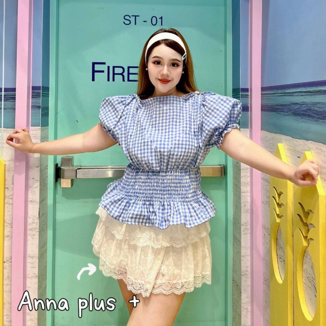 A241 เสื้อสาวอวบ Plus size ลายสก็อต เอวสม็อครอบตัว ฟ้า เหลือง แดง อกได้ถึง50 นิ้วหน้าผ้า52นิ้ว