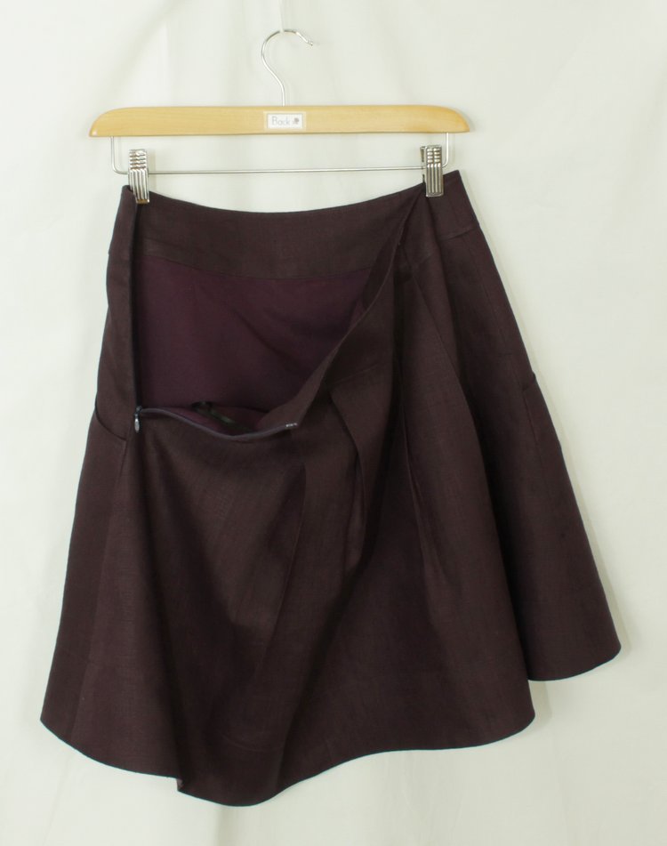 SK-184 กระโปรงแฟชั่น&ทำงาน ทรงบาน ผ้าลินินญี่ปุ่นสีม่วง มีกระเป๋าล้วงได้ 2 ข้าง