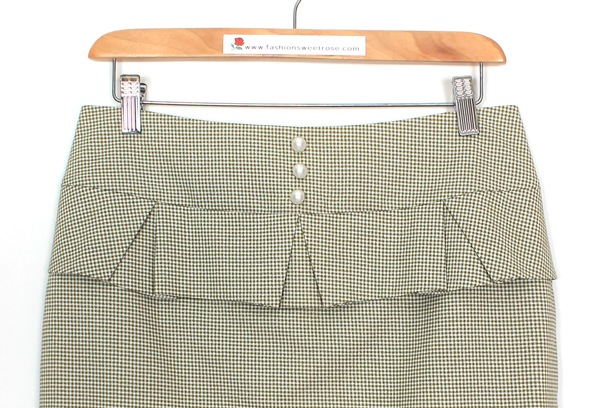 SK-472 กระโปรงทรงสอบ ผ้าคอตต้อนญี่ปุ่นสีเขียวพิมพ์ลายสก๊อตเล็กๆ