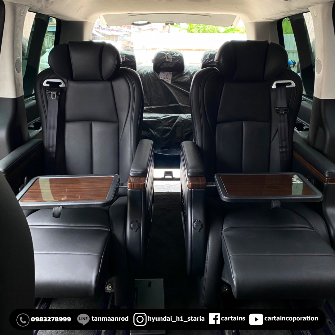 HYUNDAI STARIA PREMIUM - เบาะ VIP มีถาด