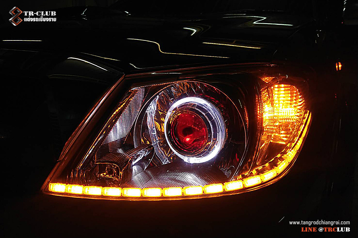 อัพเกรดไฟหน้า VIGO