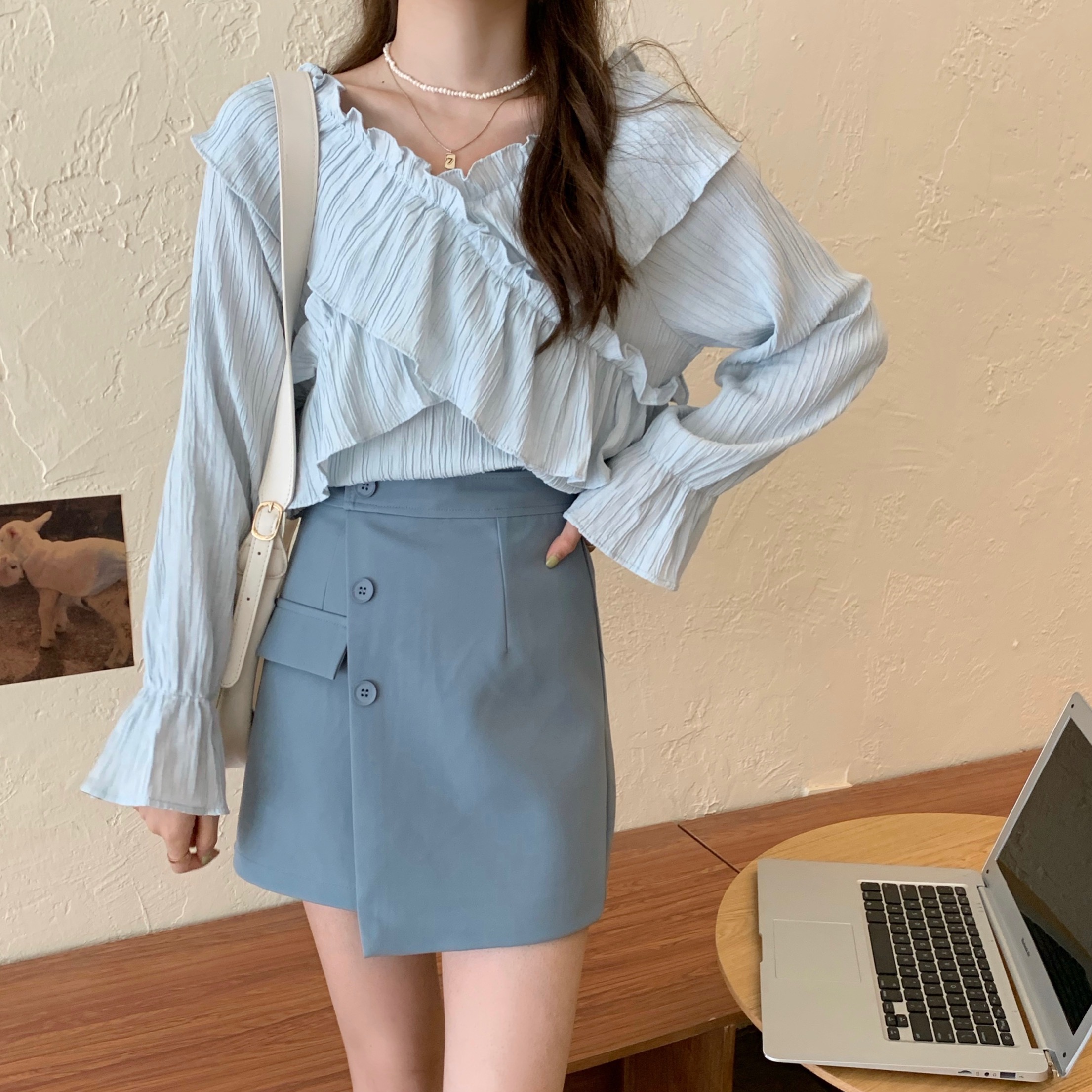 Ocean A - LINE Skirt กระโปรงสั้นเข้ารูป