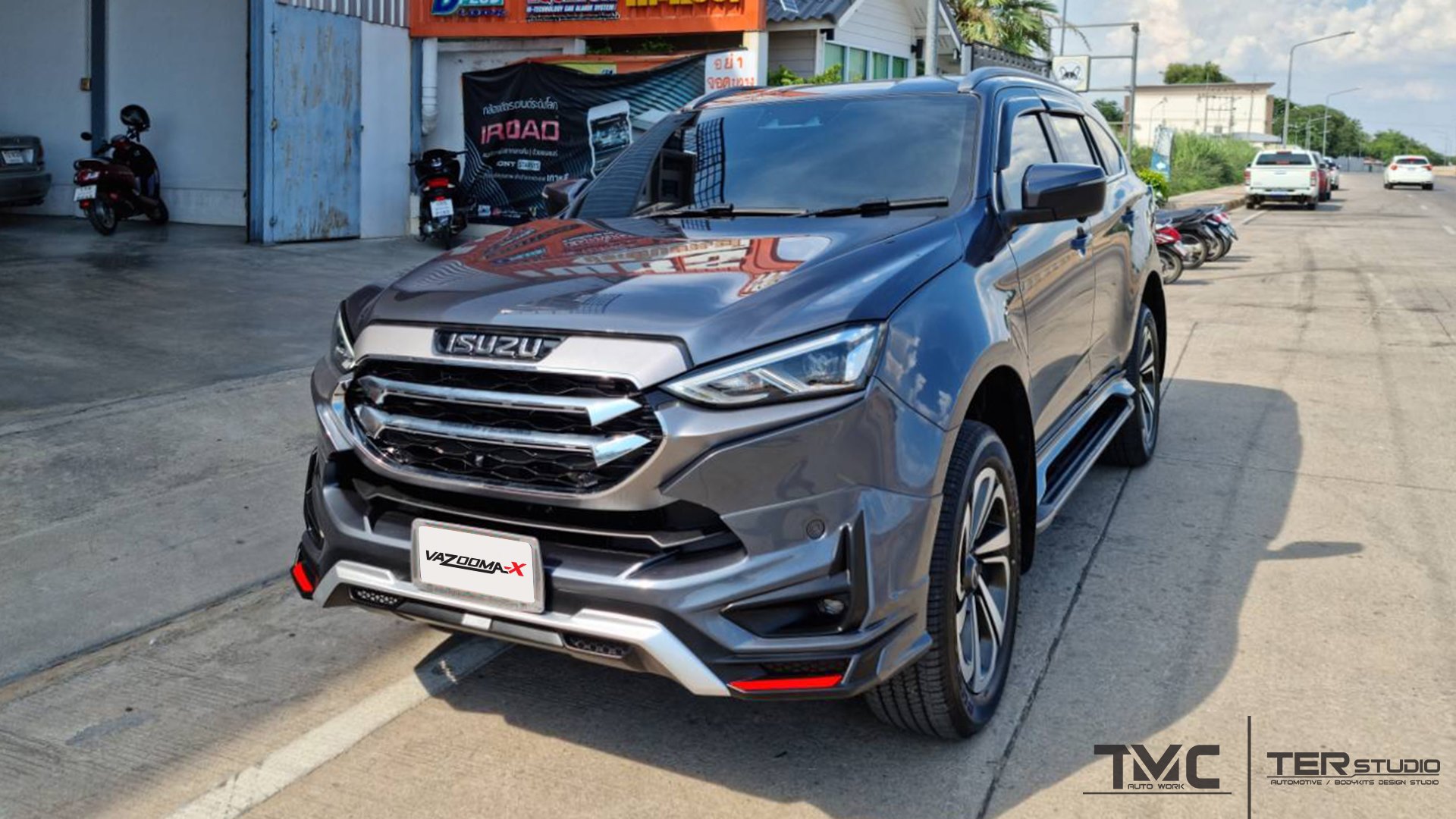 ชุดแต่งสเกิร์ตรอบคัน VAZOOMA-X สำหรับ Mu-X 2021