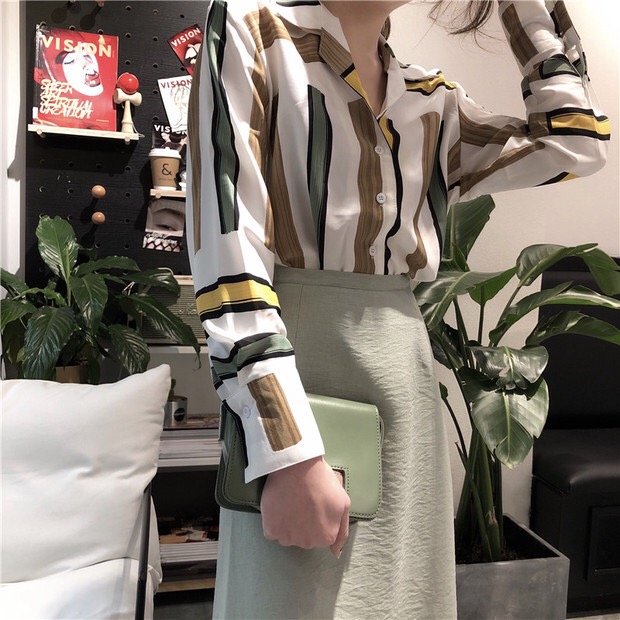 เสื้อเชิ้ตลายทางหลากสี