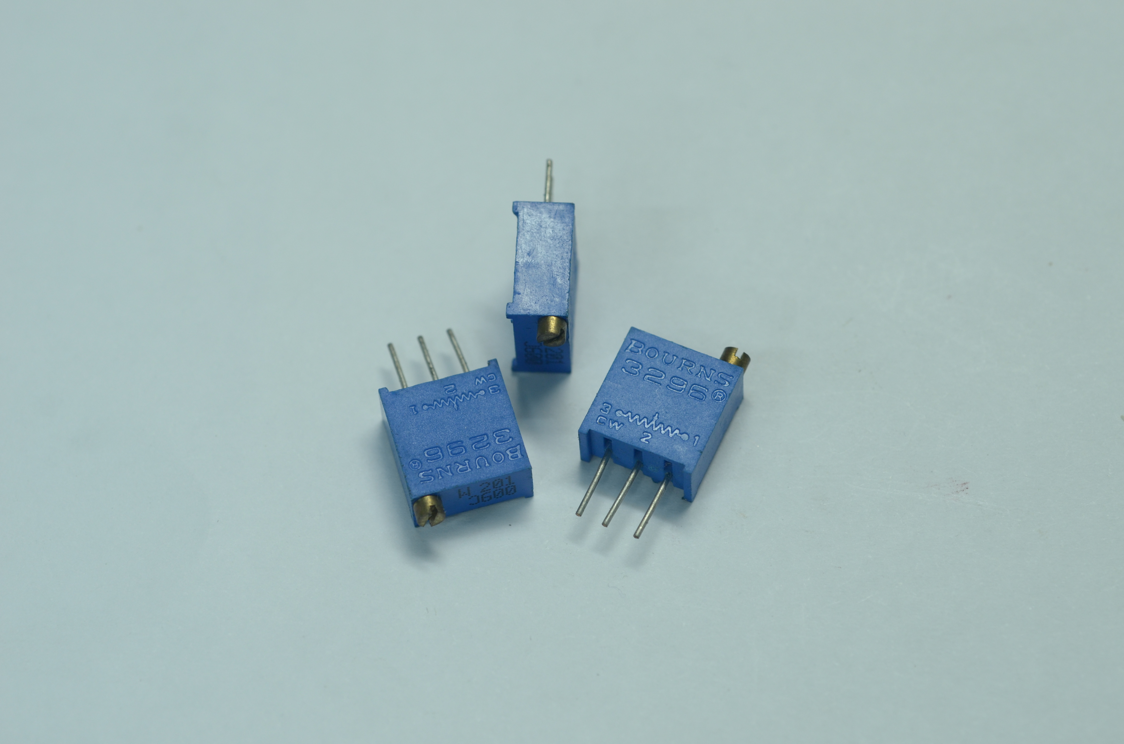 2KOHM, 25 Turns Trimpot, L/F, Bourns