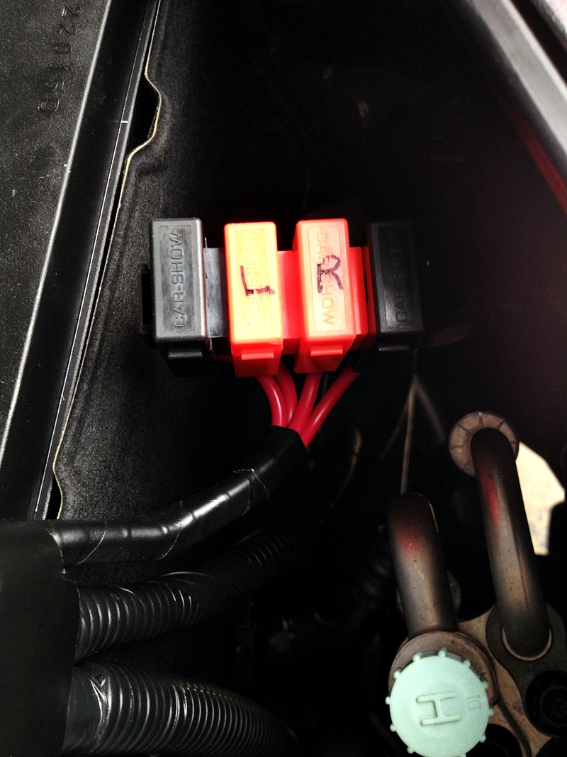 HYUNDAI H-1 TOURING 2016 [ ประตูไฟฟ้า 2 ข้าง + เครื่องเสียง + ชุดแต่งรอบคัน + ผ้าม่าน ] {บ5742}