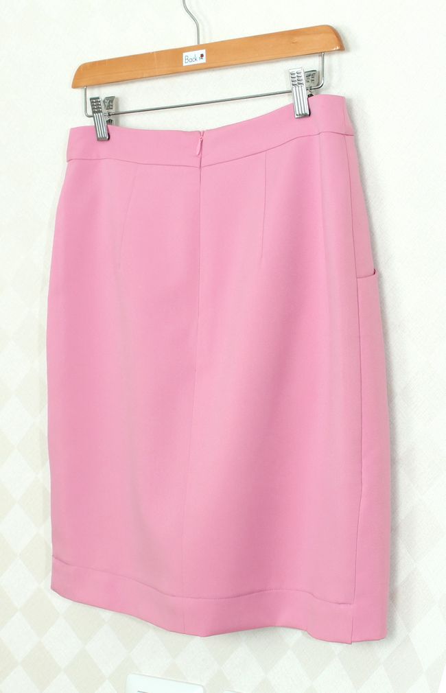 SK-283 กระโปรงทรงเอ ผ้าไหมอิตาลีสีชมพู เป็นกระโปรงป้ายมีกระเป๋าล้วง 2 ข้าง