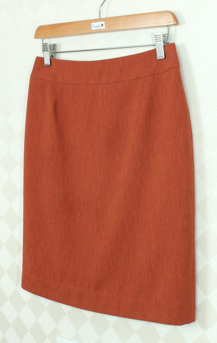 SK-264 กระโปรงแฟชั่น&ทำงาน ทรงสอบ ผ้าคอตตอนญี่ปุ่นสีส้มอิฐ ด้านหลังจับจีบระบายซ้อนกัน
