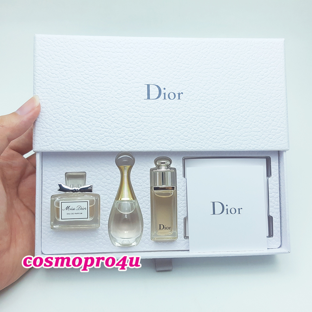 (set mini) ชุดน้ำหอม Dior ขนาดมินิ 3ชิ้น บรรจุในกล่องชิ้นชัก Miss Dior EDP, Dior JADORE EDP และ Dior Addict EDT ขนาด 5ml น่าใช้ น่าสะสม