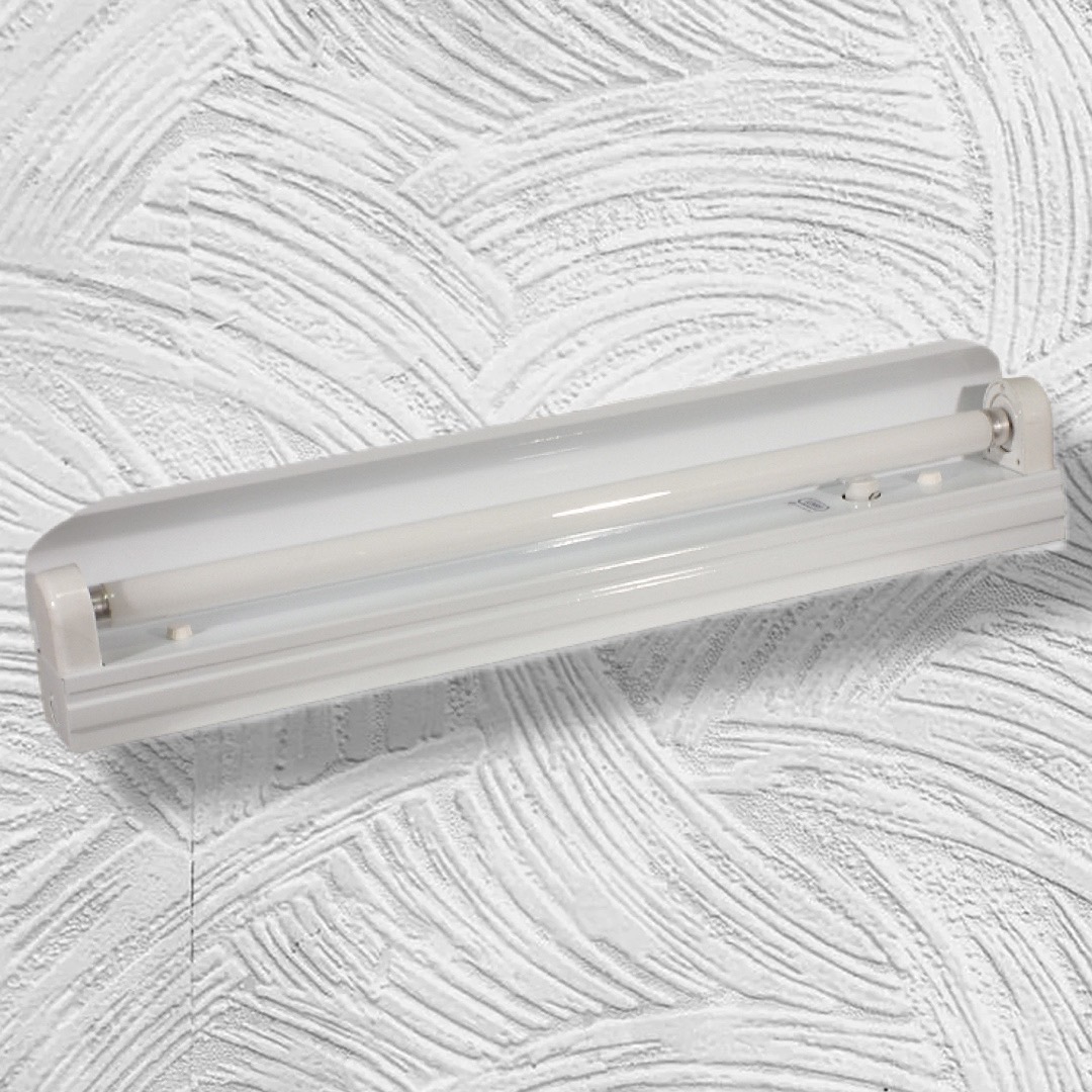 โคมกันน้ำกันฝุ่น1x20wพร้อมหลอดT8 สั้น