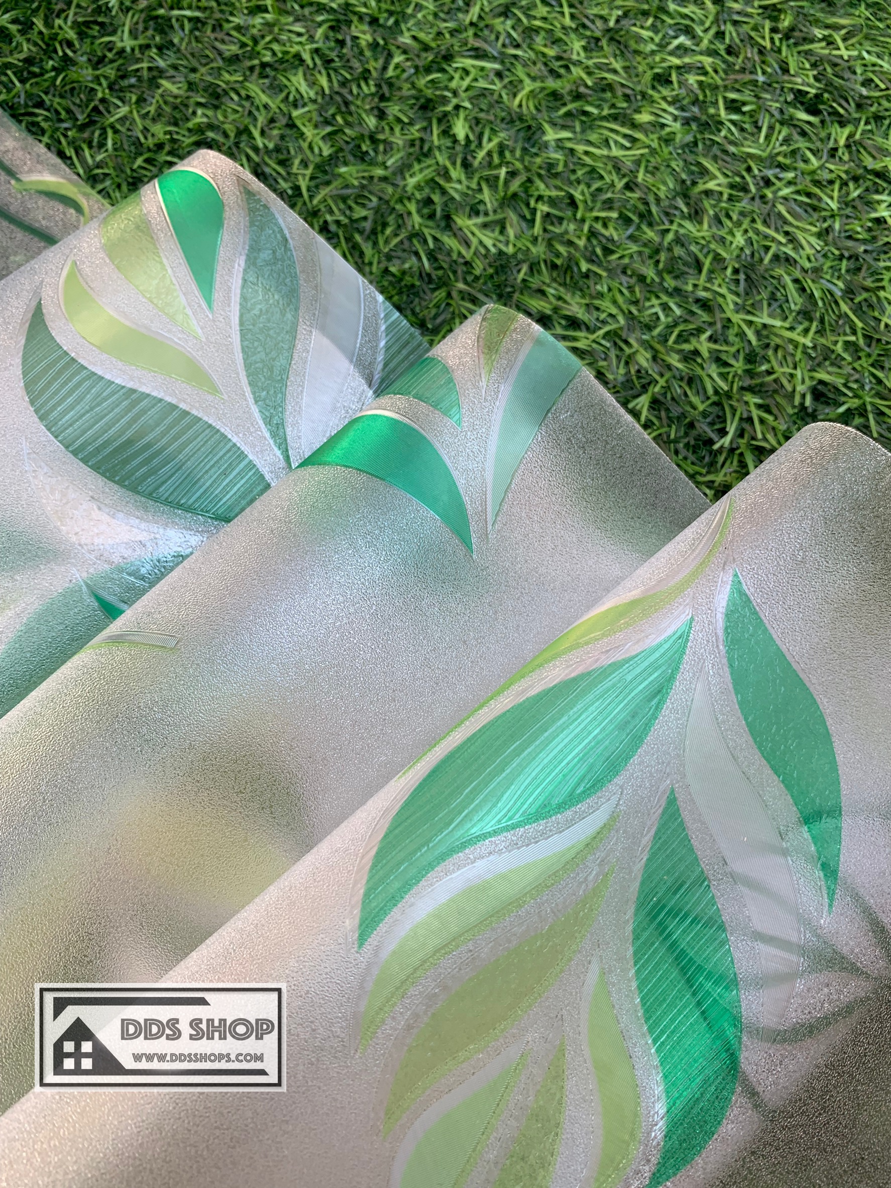--หมดชั่วคราว- PVC สูญญากาศติดกระจก "Summer Green Leaves" หน้ากว้าง 90 cm x 1m (สั่งมากกว่า 1m ตัดยาวต่อเนื่อง)