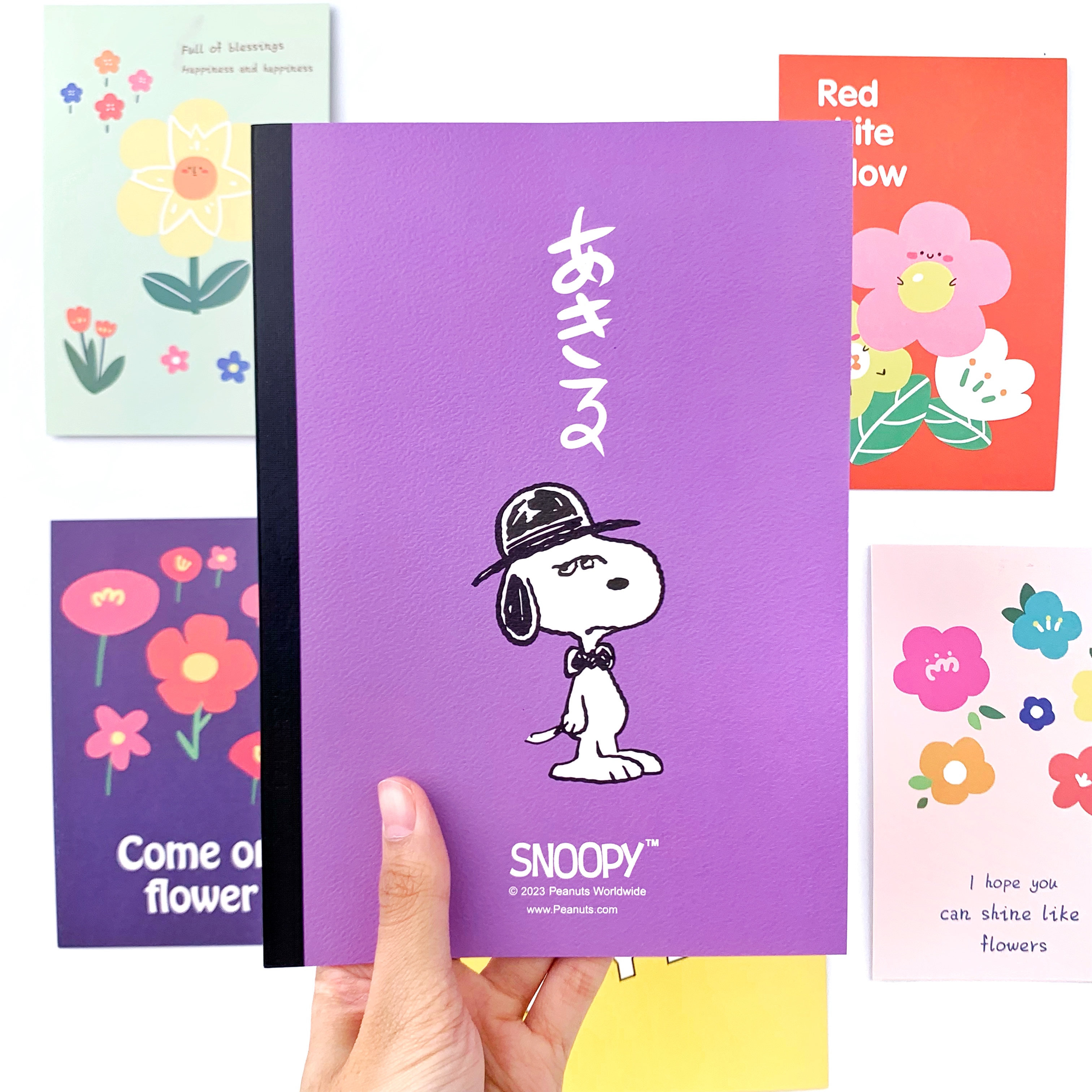 สมุดโน๊ต สมุดจดบันทึก ขนาด A5 สันกาว สีเส้น ลายลิขสิทธิ์แท้ Snoopy