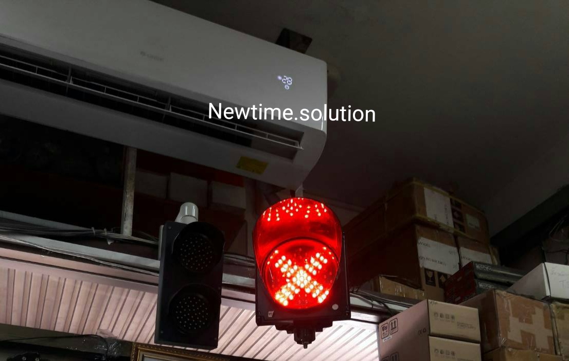 ไฟจราจรแบบลูกศร โคมเดี่ยว ขนาด 200มม. (ทางด่วน)