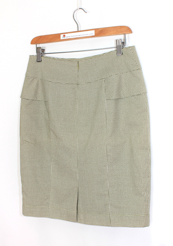 SK-472 กระโปรงทรงสอบ ผ้าคอตต้อนญี่ปุ่นสีเขียวพิมพ์ลายสก๊อตเล็กๆ