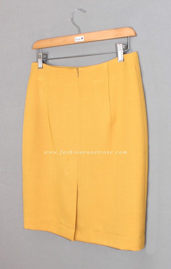 SK-437 กระโปรงทรงดินสอ ผ้า Double Twist สีเหลือง