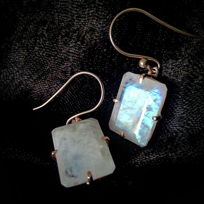 Earring 3 Moonstone