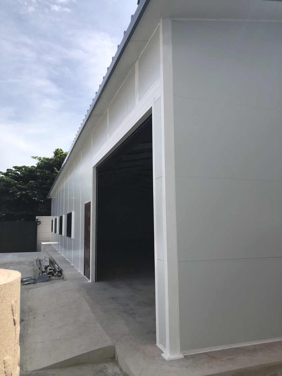 สำนักงานสำเร็จรูปผนังหลังคากันร้อนEPSโฟม 10x25x4m.สมุทรปราการ