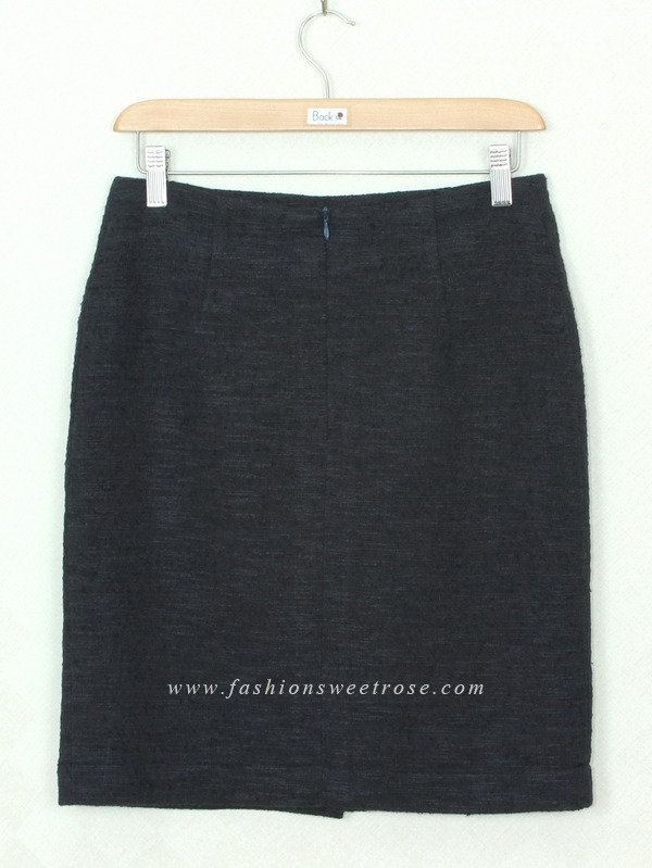 SK-305 กระโปรงแฟชั่น&ทำงาน ทรงสอบ ผ้า Channel สีน้ำเงินเข้ม มีกระเป๋าหน้า 2 ข้าง