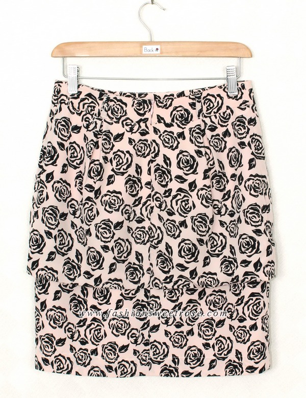 SK-320 กระโปรงแฟชั่น&ทำงาน ทรงสอบ ผ้าวาเลนติโนพิมพ์ลายดอกกุหลาบดำพื้นชมพู ตัวกระโปรงซ้อนกัน 2 ชั้น