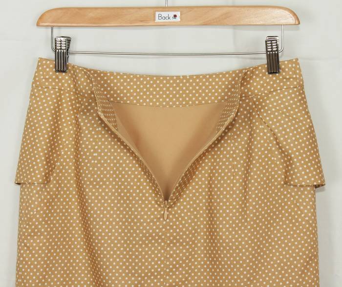 SK-196 กระโปรงแฟชั่น&ทำงาน ทรงสอบ ผ้าคอตต้อนญี่ปุ่นสีน้ำตาลคาลาเมล ด้านหน้ากระโปรงจับจีบระบาย