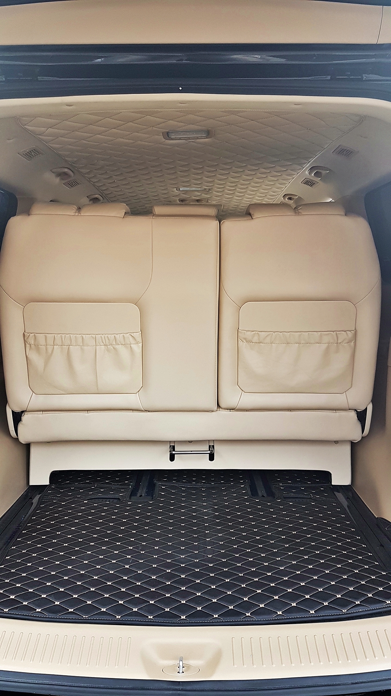 HYUNDAI H-1 DELUXE รถเกาหลี [ เบาะ + คอนโซล + กุหลังคา + พรม ] - ษ 2644