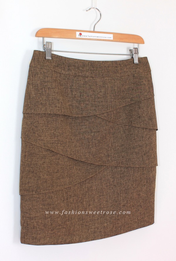 กระโปรงทรงสอบ ผ้าลินินไอริสสีน้ำตาล มีลายในตัว / SK-467