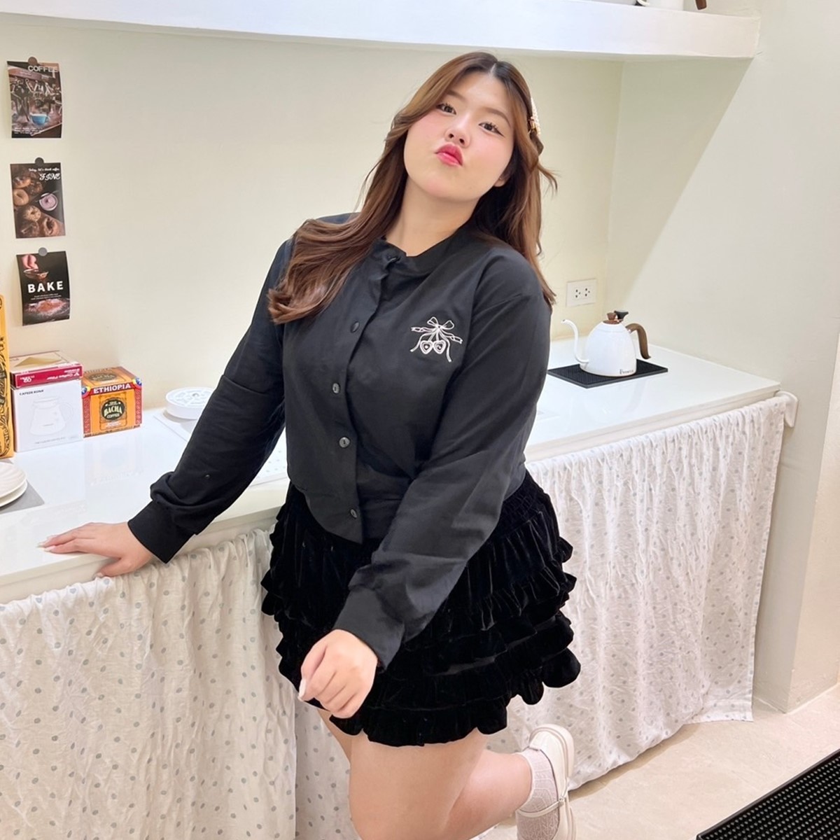 J052 เสื้อแขนยาว ผ้ายืดได้เยอะ หน้าผ้า52นิ้ว