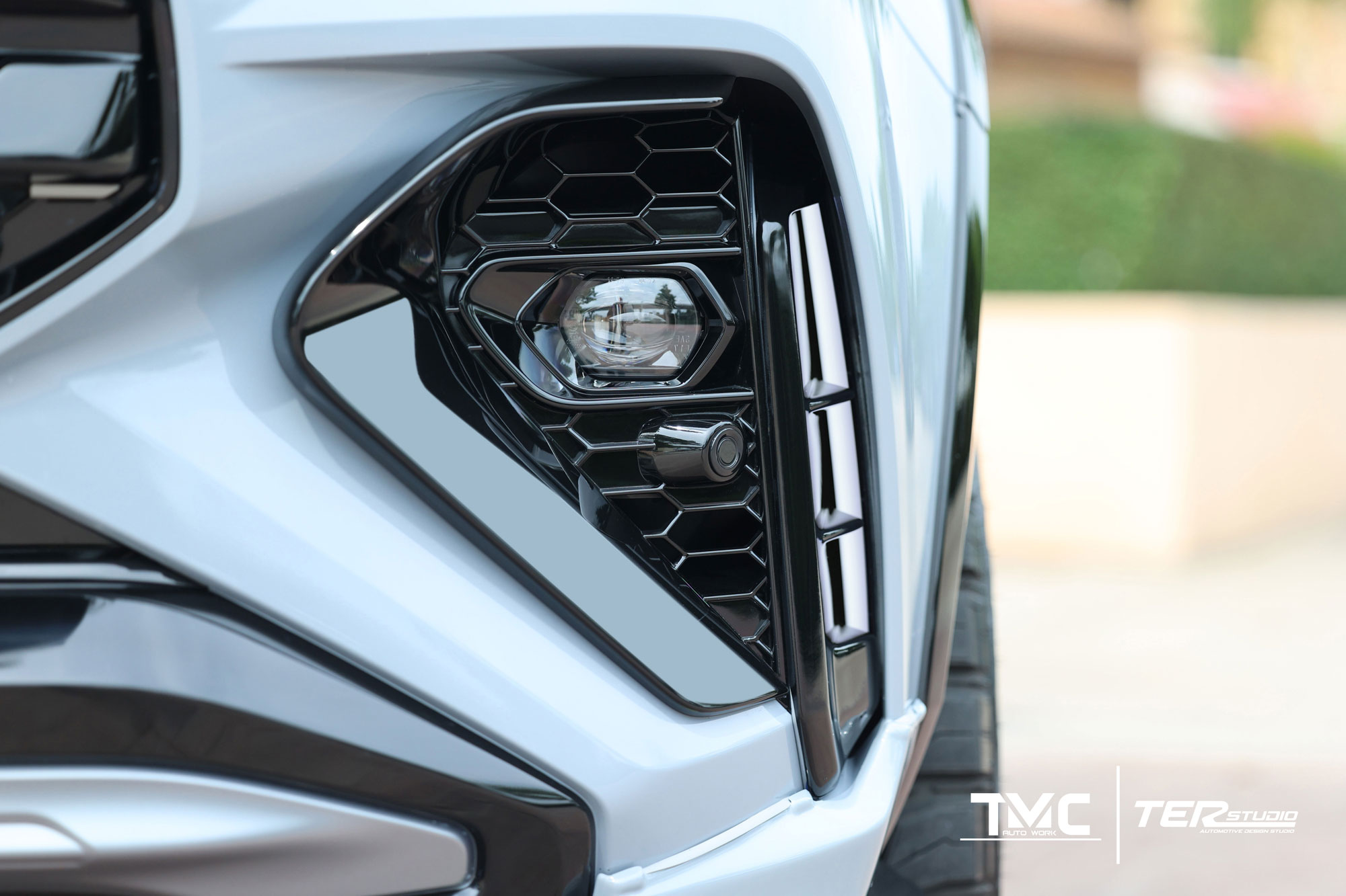 ชุดแต่งสเกิร์ตรอบคัน VAZOOMA-RS ( RS ) MU-X 2025