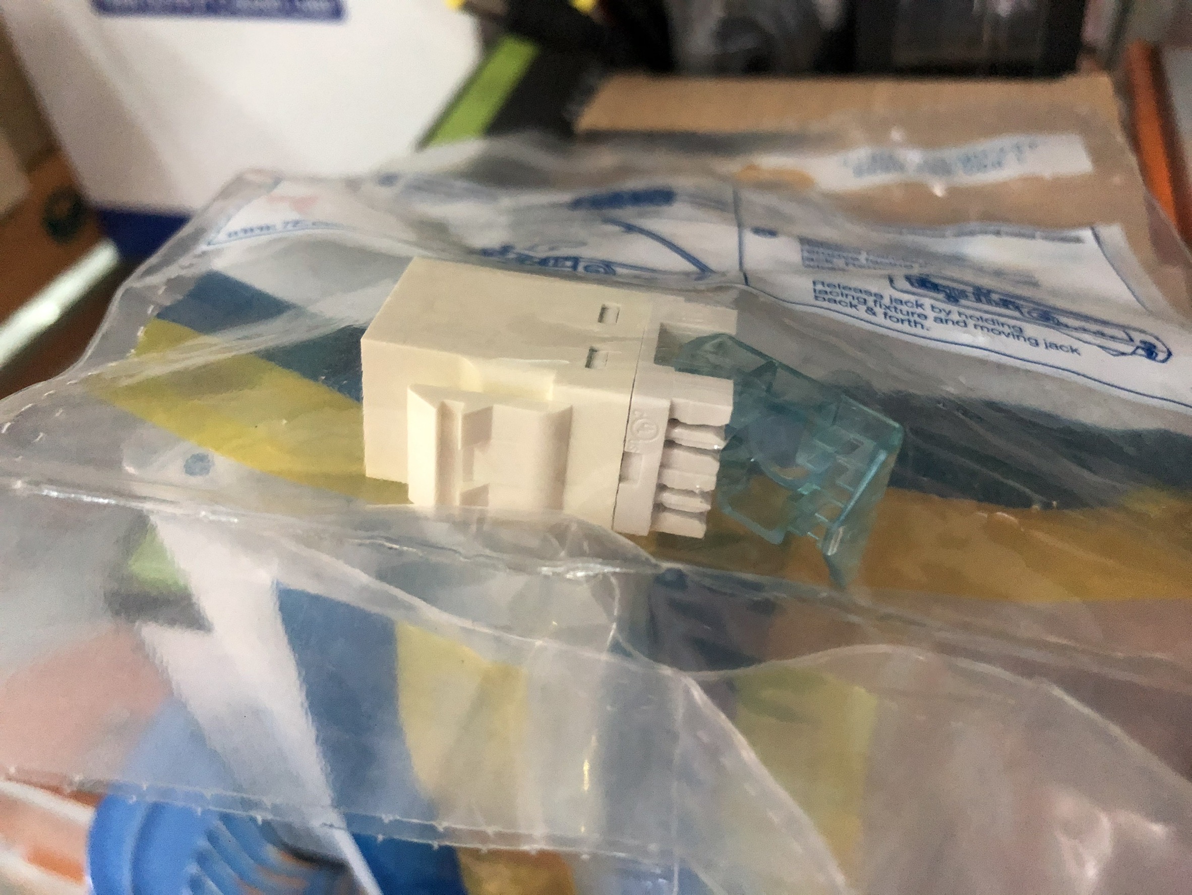 " ราคาพิเศษ " AMP' CAT5E SL 110 RJ45 Modular Jack (ตัวเมีย)