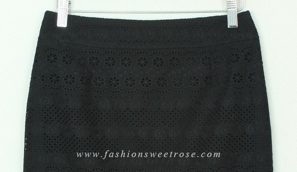 SK-354 กระโปรงแฟชั่น&ทำงาน ทรงสอบ ผ้าลูกไม้คอตต้อนสีดำ ชายกระโปรงเป็นเชิงลูกไม้